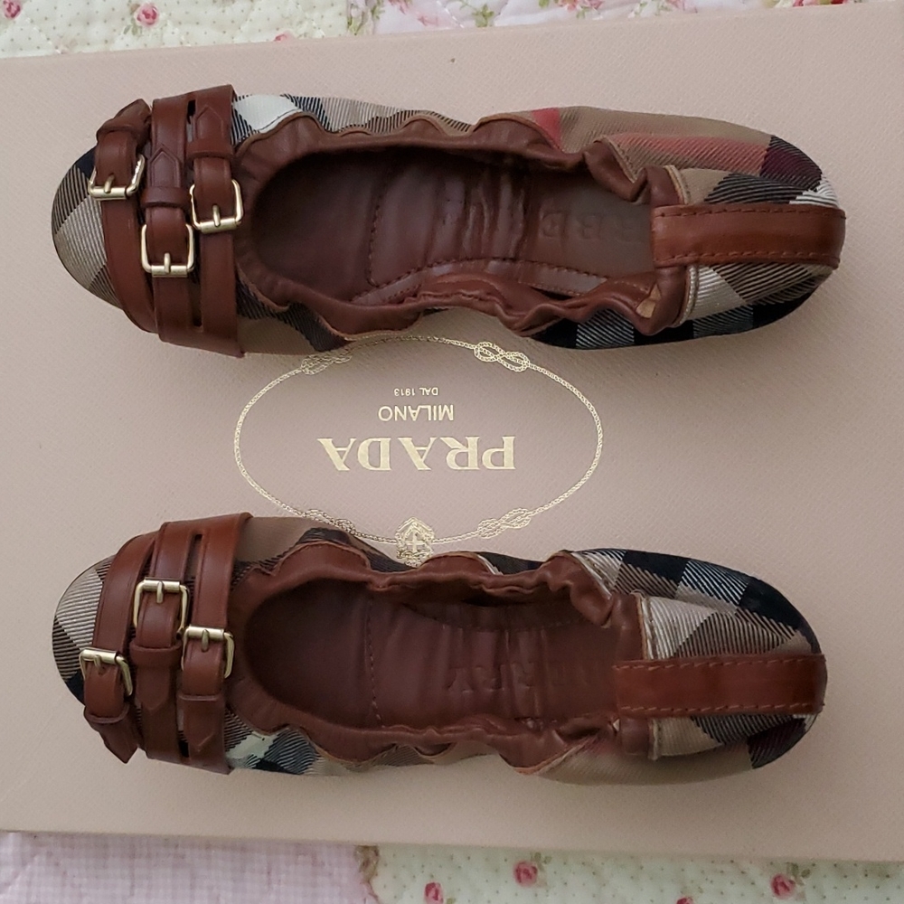 Burberry ballet flat shoes nova check plaid buckled Leather 36 6 - Picture 1 of 9
